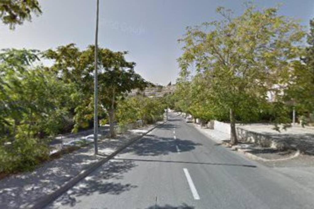 شقة Oded Inviting Housing القدس المظهر الخارجي الصورة