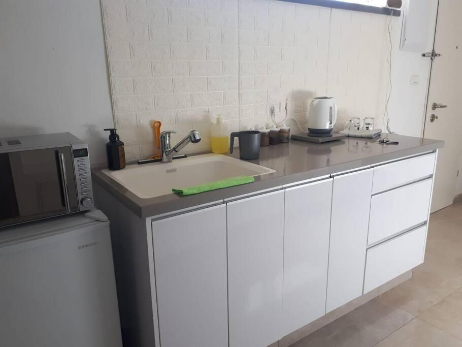 شقة Oded Inviting Housing القدس المظهر الخارجي الصورة