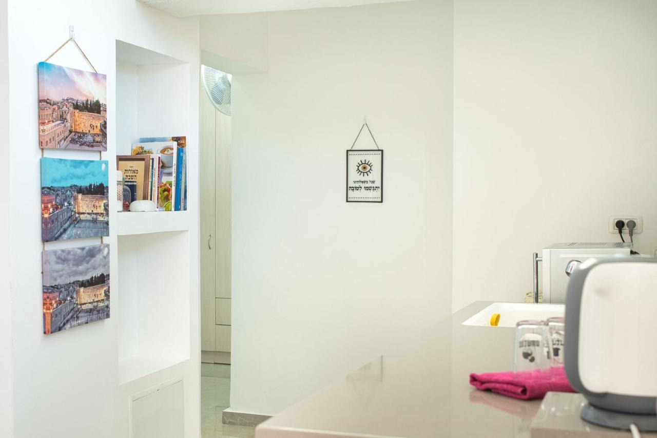 شقة Oded Inviting Housing القدس المظهر الخارجي الصورة